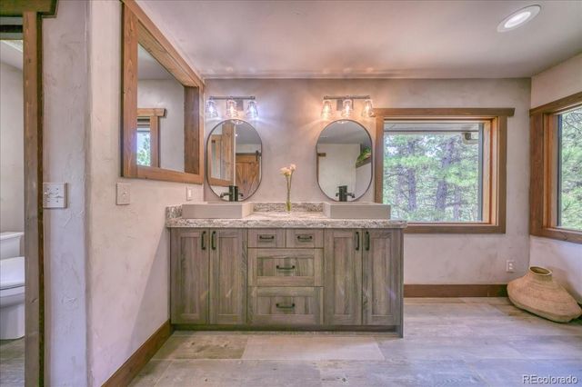 2112 Sawmill Gulch Road, Golden, CO 80401