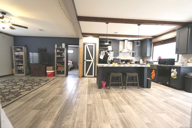 7510 Pittman Road, Adkins, TX 78101
