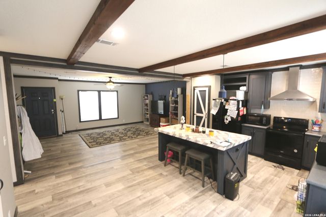 7510 Pittman Road, Adkins, TX 78101