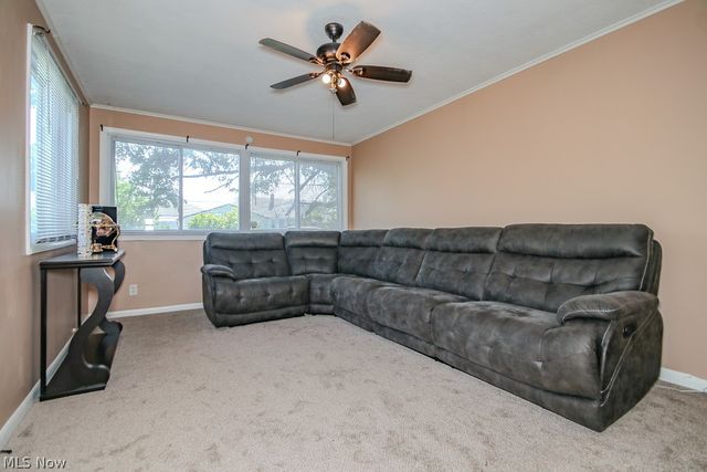 26200 Parklane Drive, Euclid, OH 44132