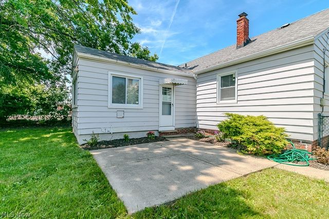 26200 Parklane Drive, Euclid, OH 44132