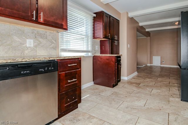 26200 Parklane Drive, Euclid, OH 44132