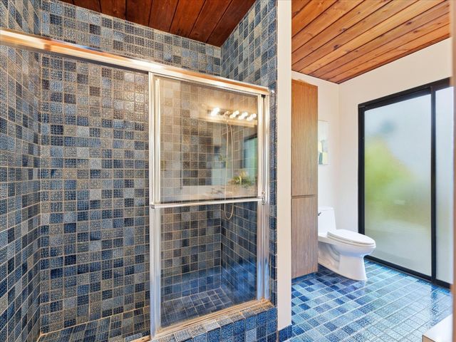 327 Hawthorne Avenue, Los Altos, CA 94022