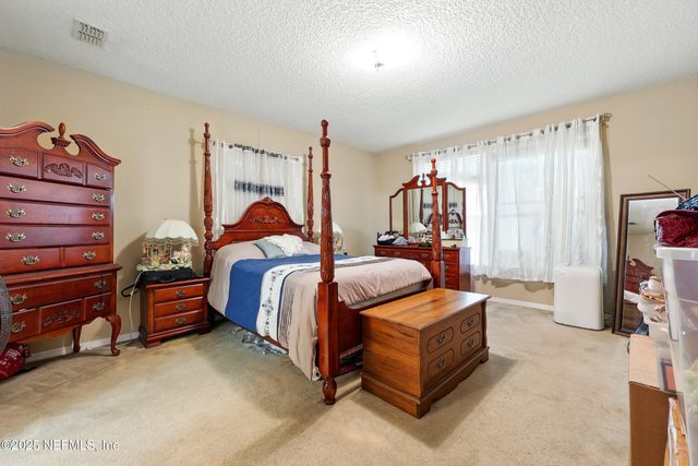 529 AMBERWOOD Court, Orange Park, FL 32065