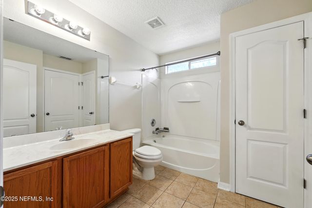 529 AMBERWOOD Court, Orange Park, FL 32065