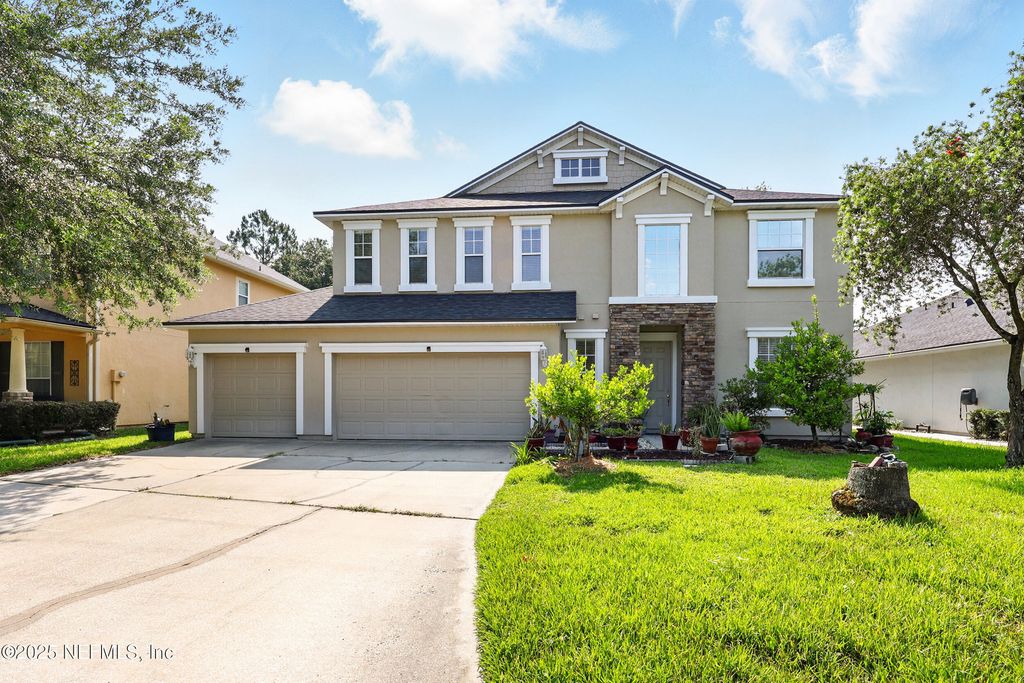 529 AMBERWOOD Court, Orange Park, FL 32065