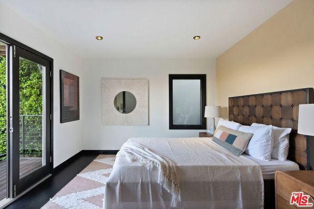 3654 Holboro Drive, Los Angeles, CA 90027