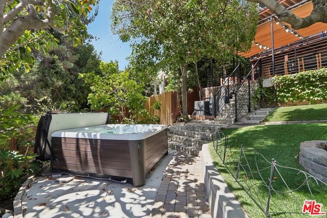 3654 Holboro Drive, Los Angeles, CA 90027