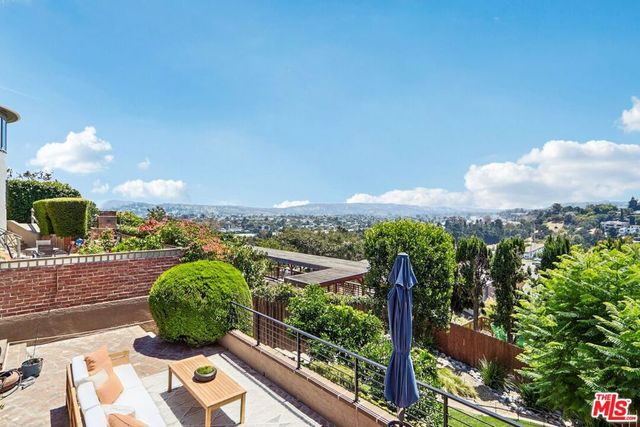 3654 Holboro Drive, Los Angeles, CA 90027