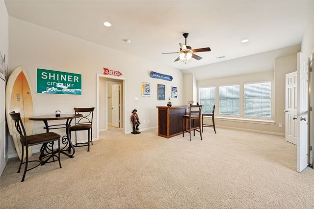 416 Mordred Lane, Lewisville, TX 75056