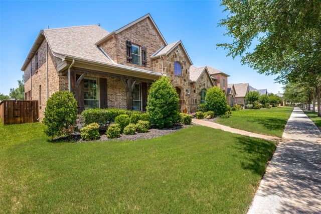 416 Mordred Lane, Lewisville, TX 75056