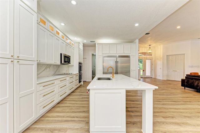 8326 MISTY WOOD COURT, Sarasota, FL 34241