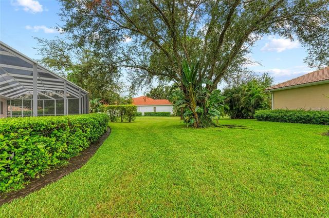 8326 MISTY WOOD COURT, Sarasota, FL 34241