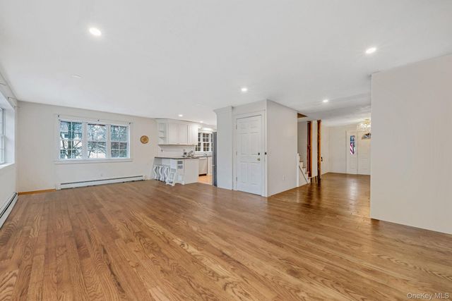 273 N Country Road, Miller Place, NY 11764