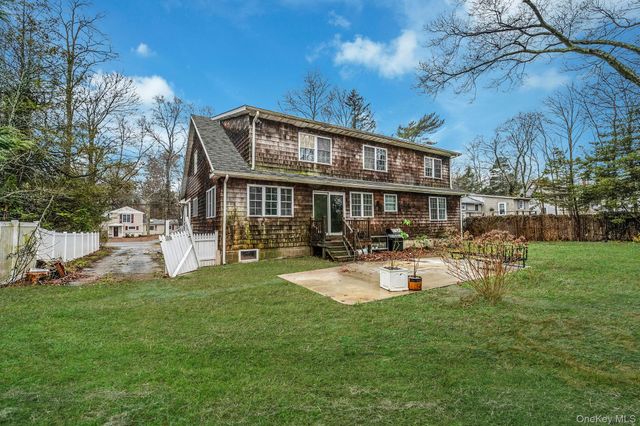 273 N Country Road, Miller Place, NY 11764