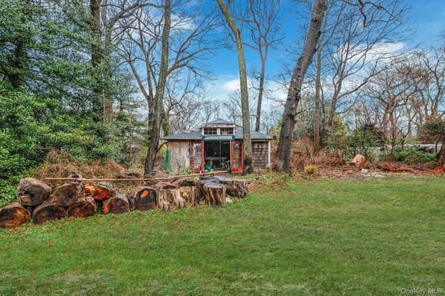 273 N Country Road, Miller Place, NY 11764