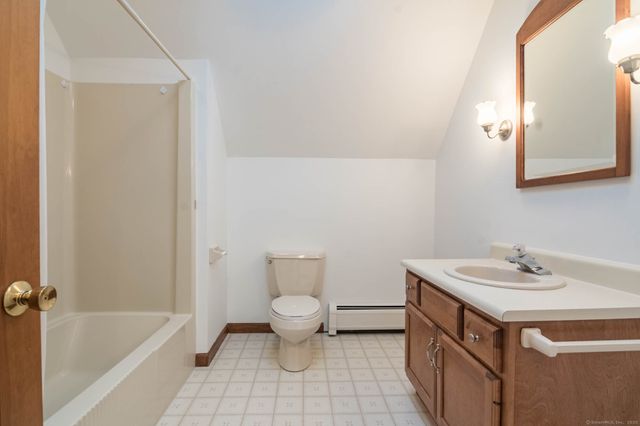 1166 Rannapo Road, Sheffield, MA 01257