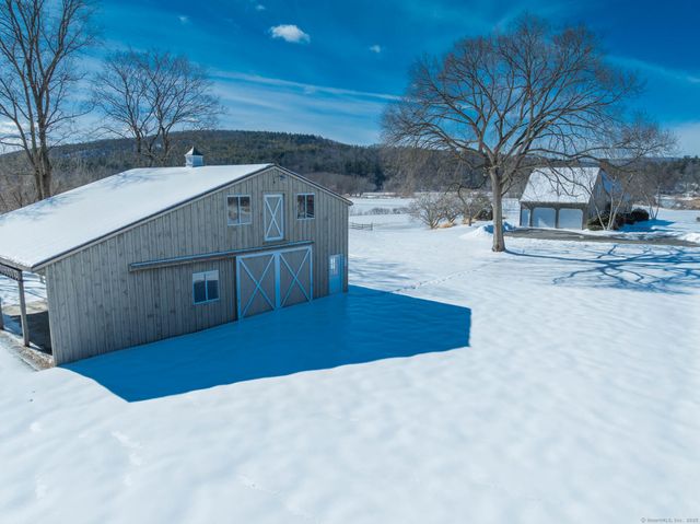 1166 Rannapo Road, Sheffield, MA 01257