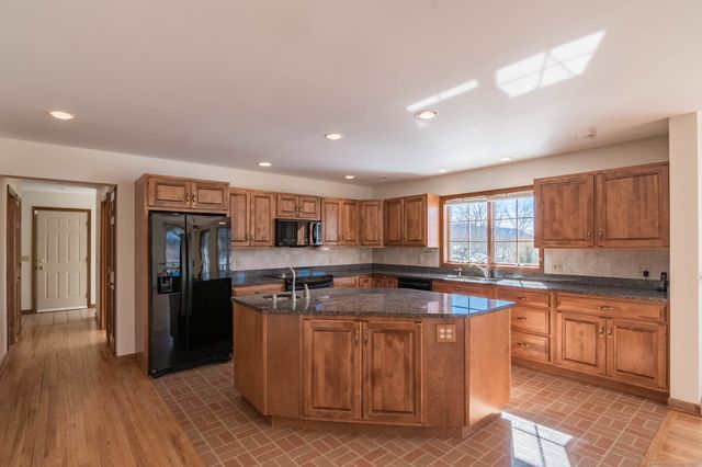 1166 Rannapo Road, Sheffield, MA 01257