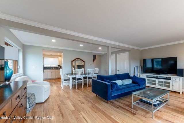 10 Rondout Harbor, Port Ewen, NY 12466