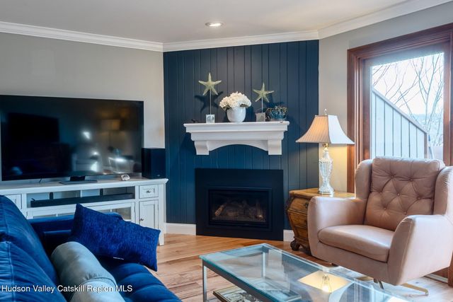 10 Rondout Harbor, Port Ewen, NY 12466