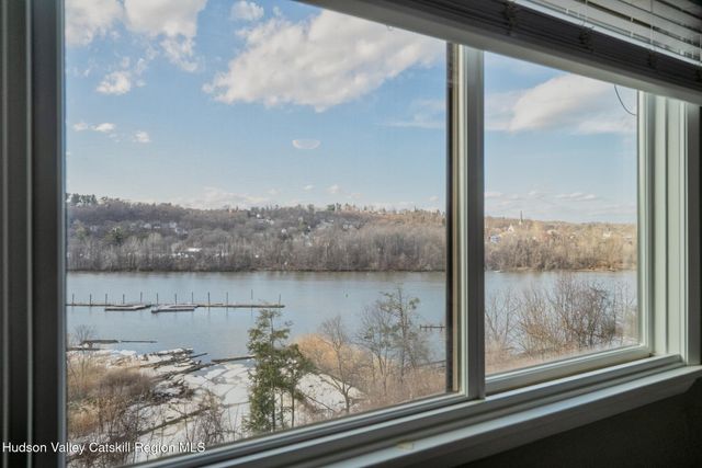 10 Rondout Harbor, Port Ewen, NY 12466