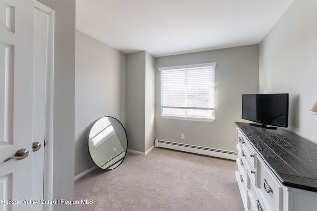 10 Rondout Harbor, Port Ewen, NY 12466