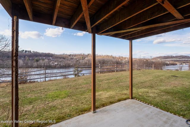 10 Rondout Harbor, Port Ewen, NY 12466