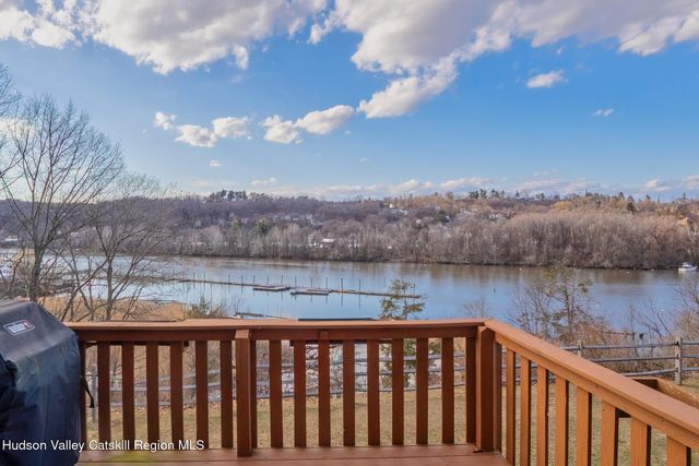 10 Rondout Harbor, Port Ewen, NY 12466