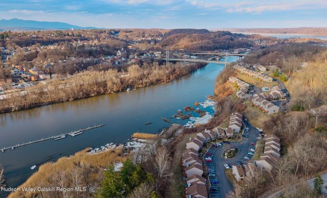 10 Rondout Harbor, Port Ewen, NY 12466