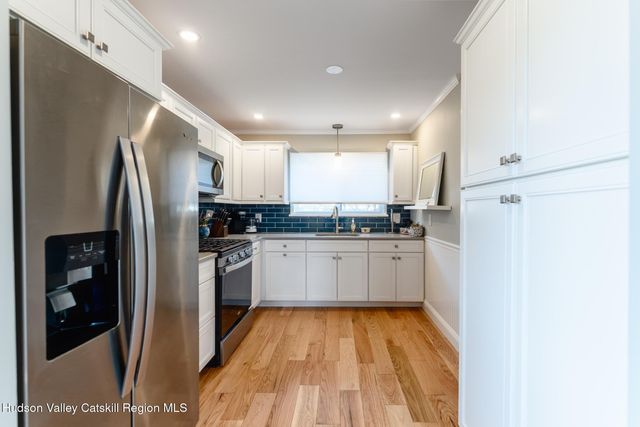 10 Rondout Harbor, Port Ewen, NY 12466