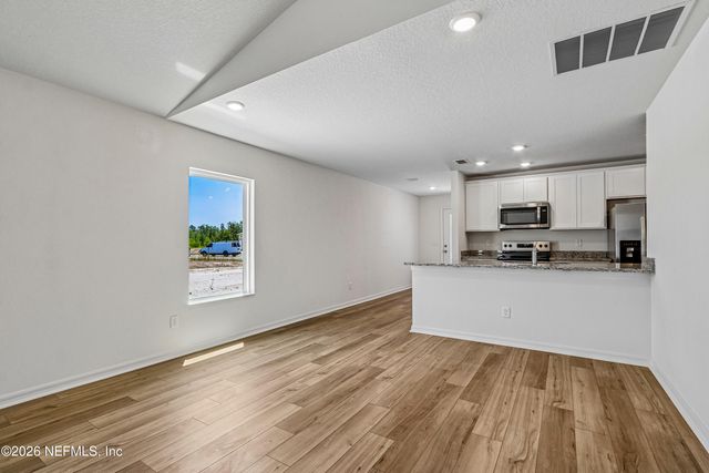 7692 RECON Drive, Jacksonville, FL 32244