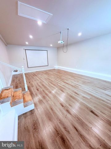 17 PEARSON DR, Newark, DE 19713