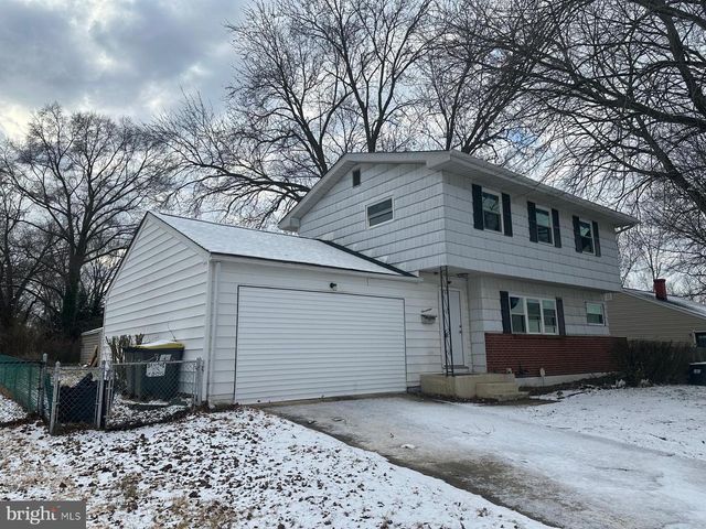 17 PEARSON DR, Newark, DE 19713