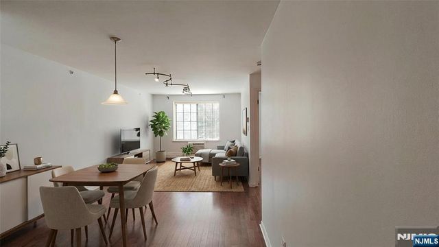 1412 Faulkner Court, Mahwah, NJ 07430