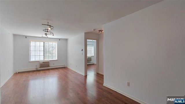 1412 Faulkner Court, Mahwah, NJ 07430