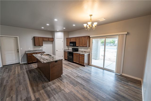 2381 E Neal Avenue, Kingman, AZ 86409