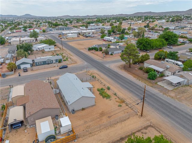 2381 E Neal Avenue, Kingman, AZ 86409