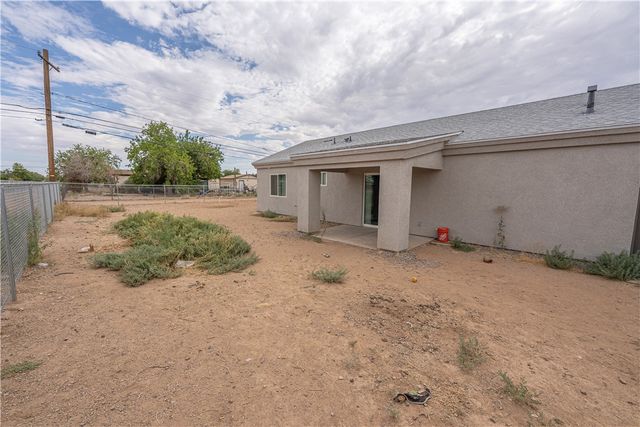 2381 E Neal Avenue, Kingman, AZ 86409