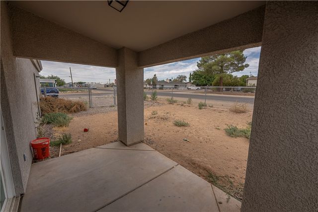 2381 E Neal Avenue, Kingman, AZ 86409