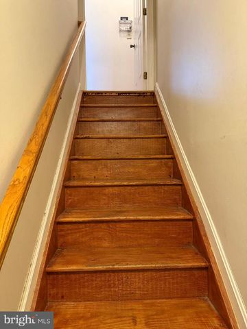 10102 ELLARD DR, Lanham, MD 20706