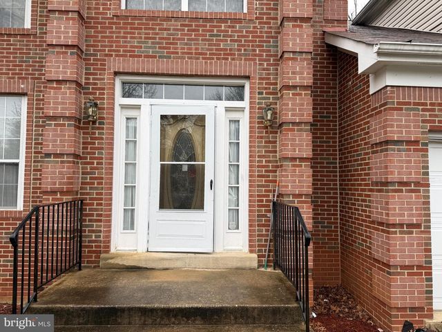 10102 ELLARD DR, Lanham, MD 20706