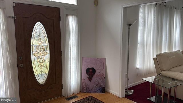 10102 ELLARD DR, Lanham, MD 20706