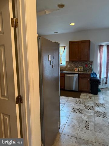 10102 ELLARD DR, Lanham, MD 20706