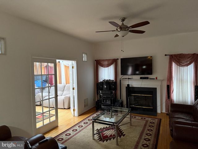 10102 ELLARD DR, Lanham, MD 20706