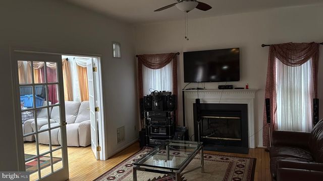 10102 ELLARD DR, Lanham, MD 20706