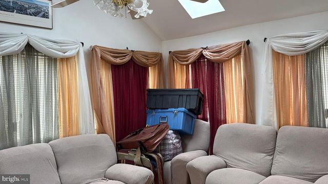 10102 ELLARD DR, Lanham, MD 20706