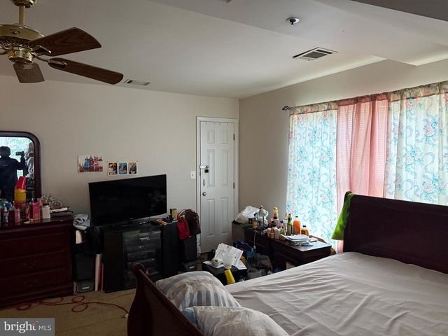 10102 ELLARD DR, Lanham, MD 20706