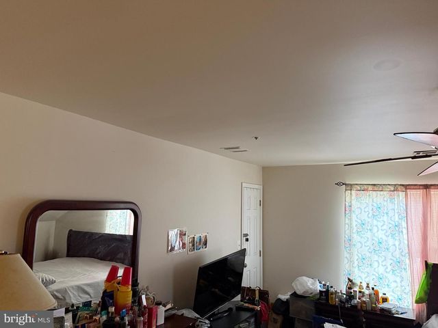 10102 ELLARD DR, Lanham, MD 20706