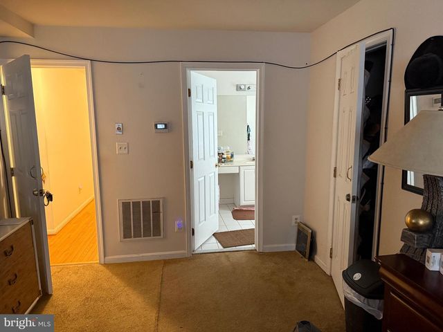 10102 ELLARD DR, Lanham, MD 20706